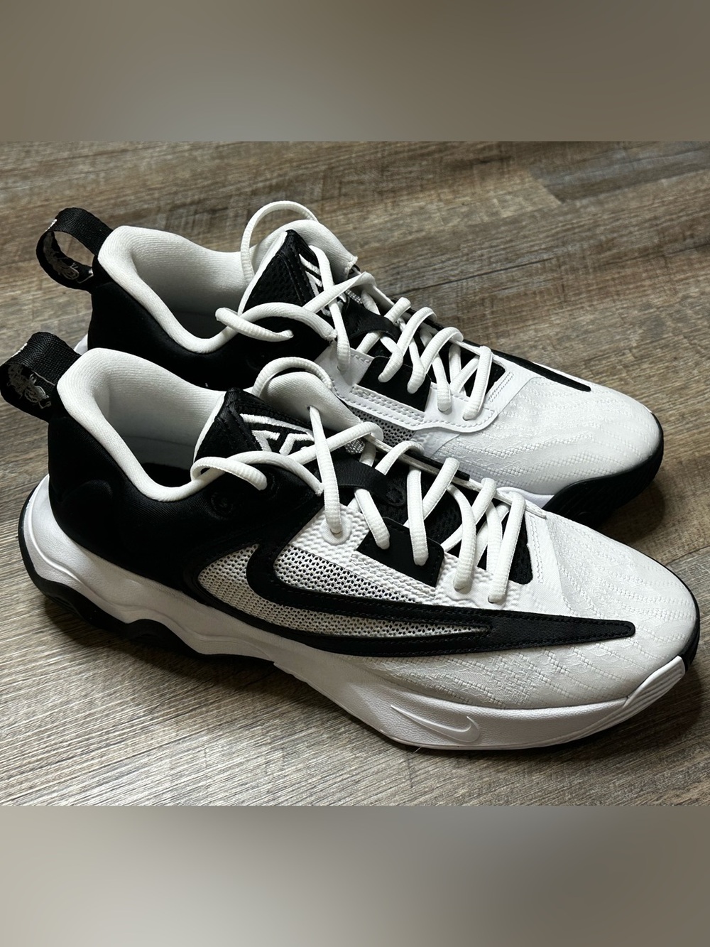 Nike Giannis Immortality 3 (Sold Out) Men's White and Black Basketball